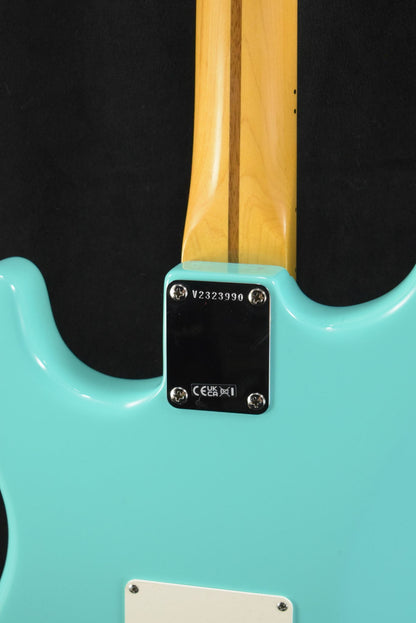 Fender American Vintage II 1957 Stratocaster Sea Foam Green Maple Fingerboard