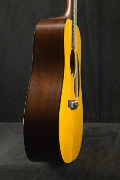 Martin Custom Shop D-18 Authentic 1937 VTS Aged Natural