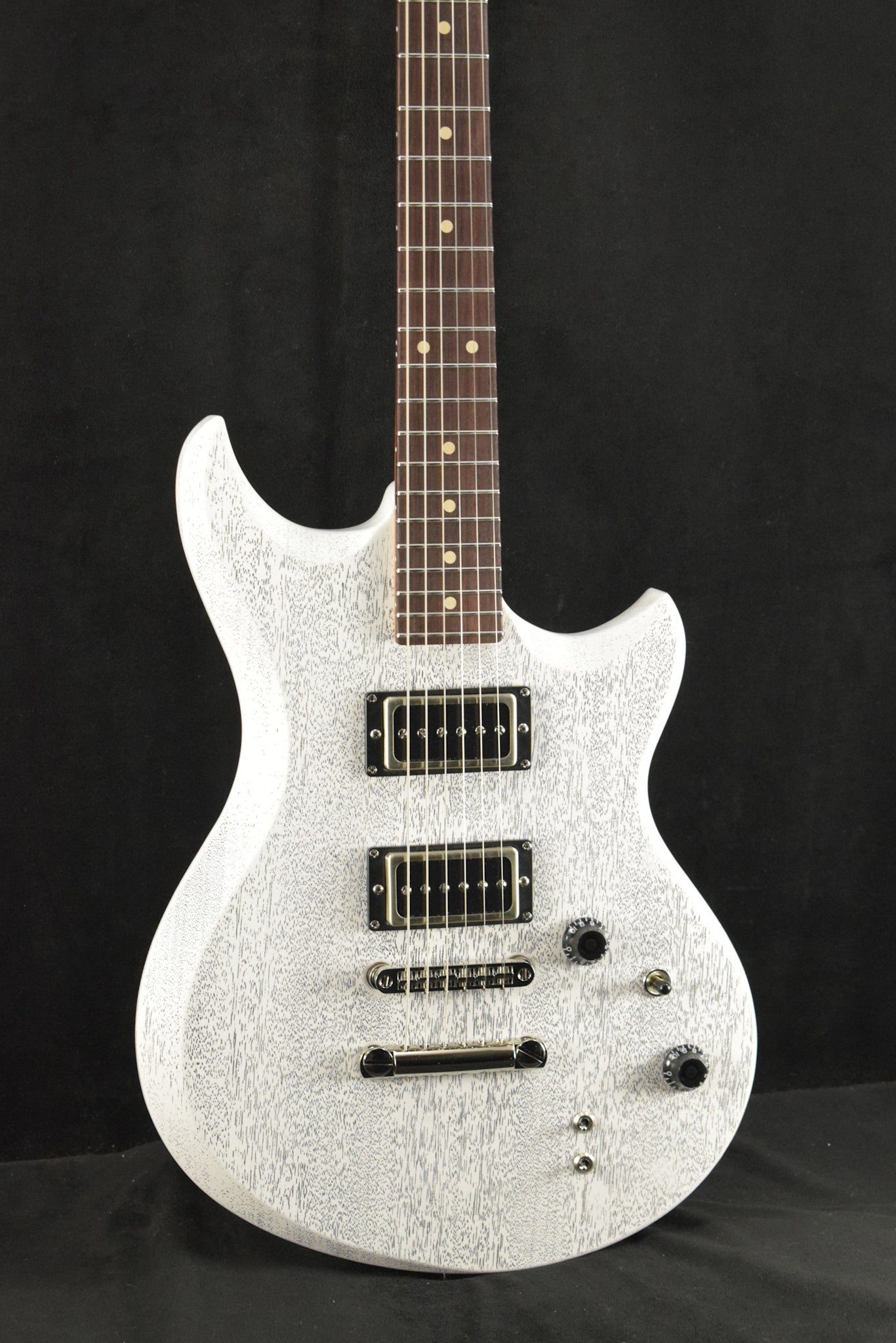 Tom Anderson Wolfhound Satin Organic Grain White with Black