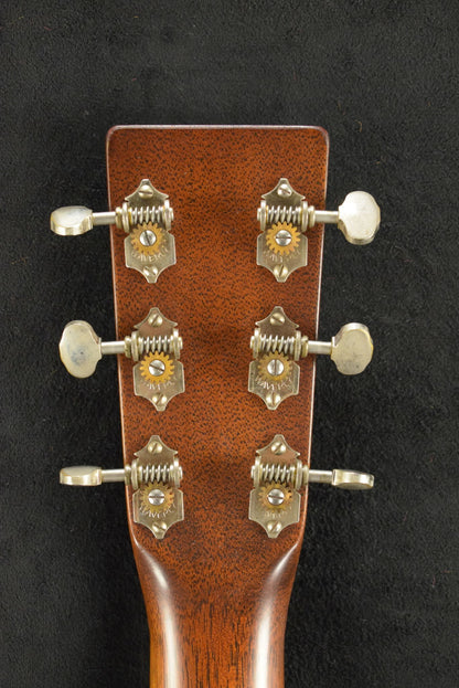 Martin Custom Shop D-18 Authentic 1937 VTS Aged Natural