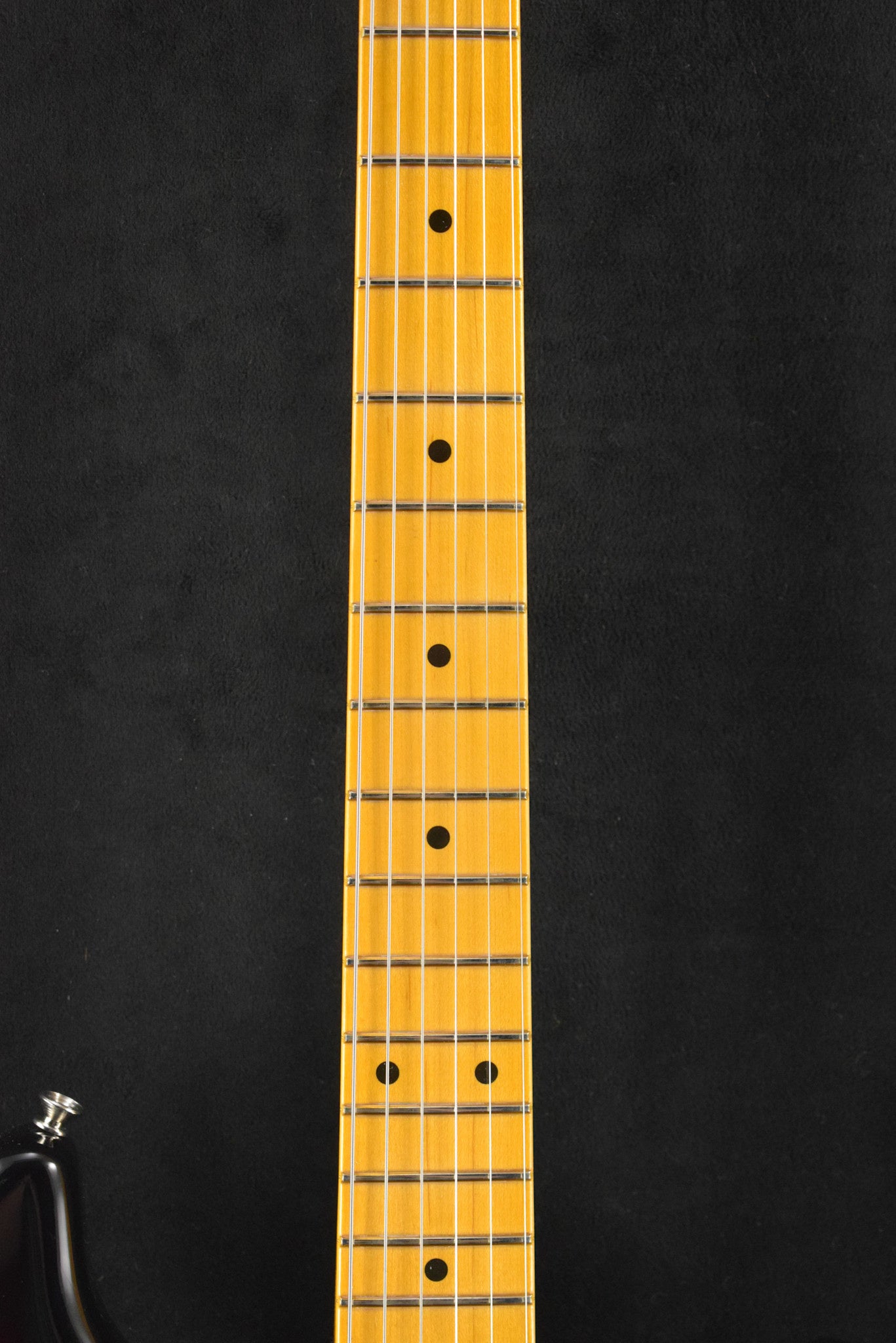 Fender Eric Johnson Stratocaster 2-Color Sunburst Maple Fingerboard