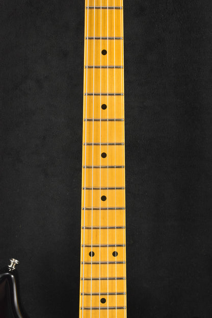 Fender Eric Johnson Stratocaster 2-Color Sunburst Maple Fingerboard