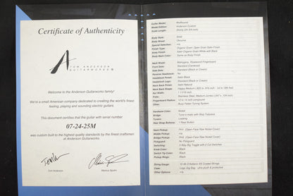 Tom Anderson Wolfhound Satin Organic Grain White with Black