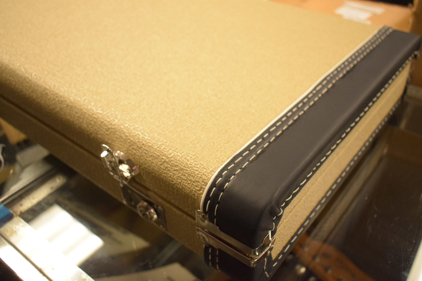 Fender Limited Edition '64 Stratocaster Relic - Faded Aged 3 Color Sunburst