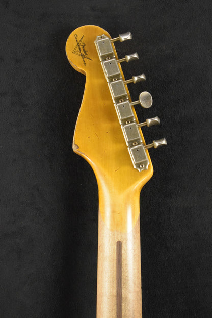 Fender 1957 Stratocaster Heavy Relic Aged White Blonde 1-Piece Rift Sawn Maple Neck Fingerboard