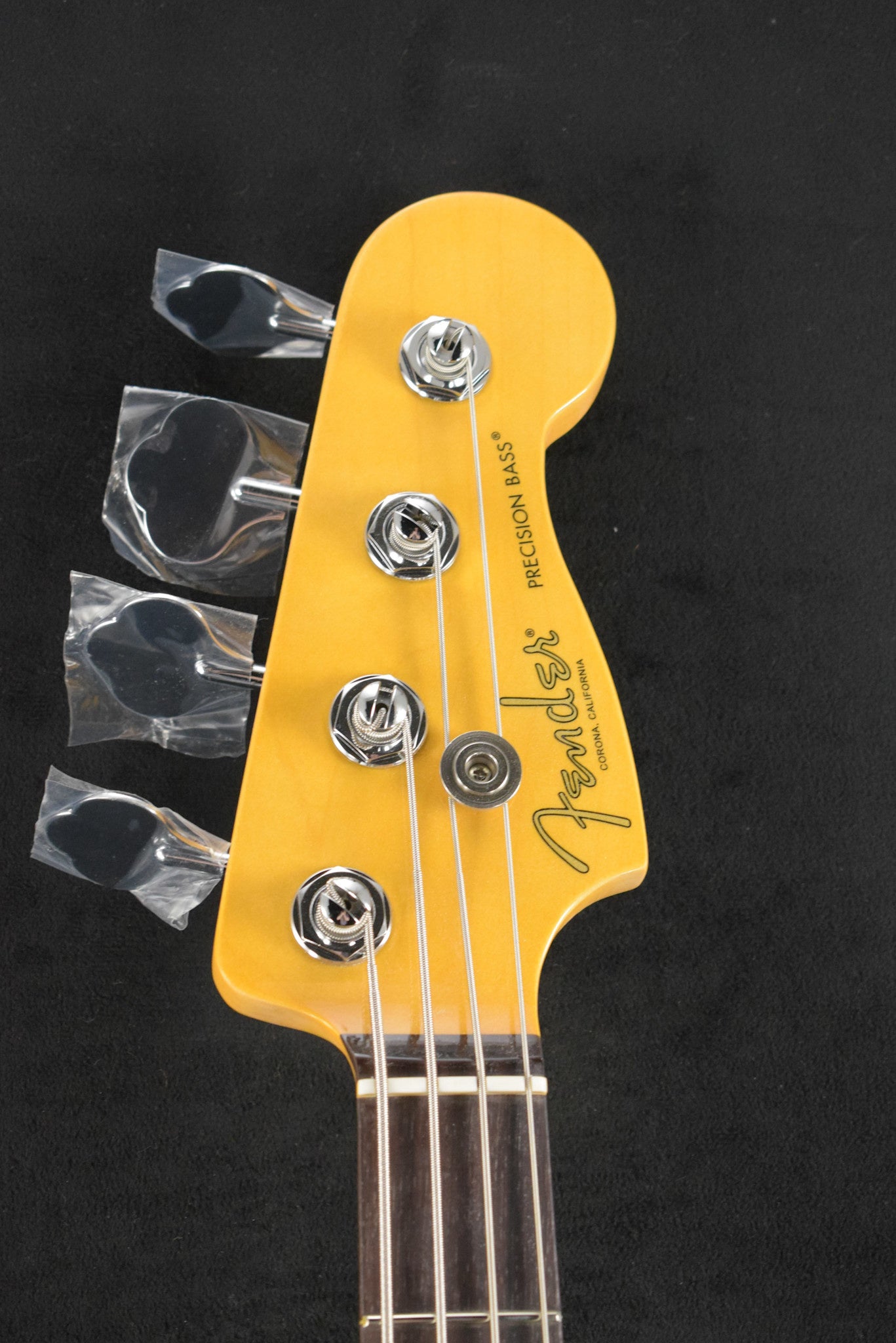 Fender American Professional II Precision Bass Olympic White Rosewood Fingerboard