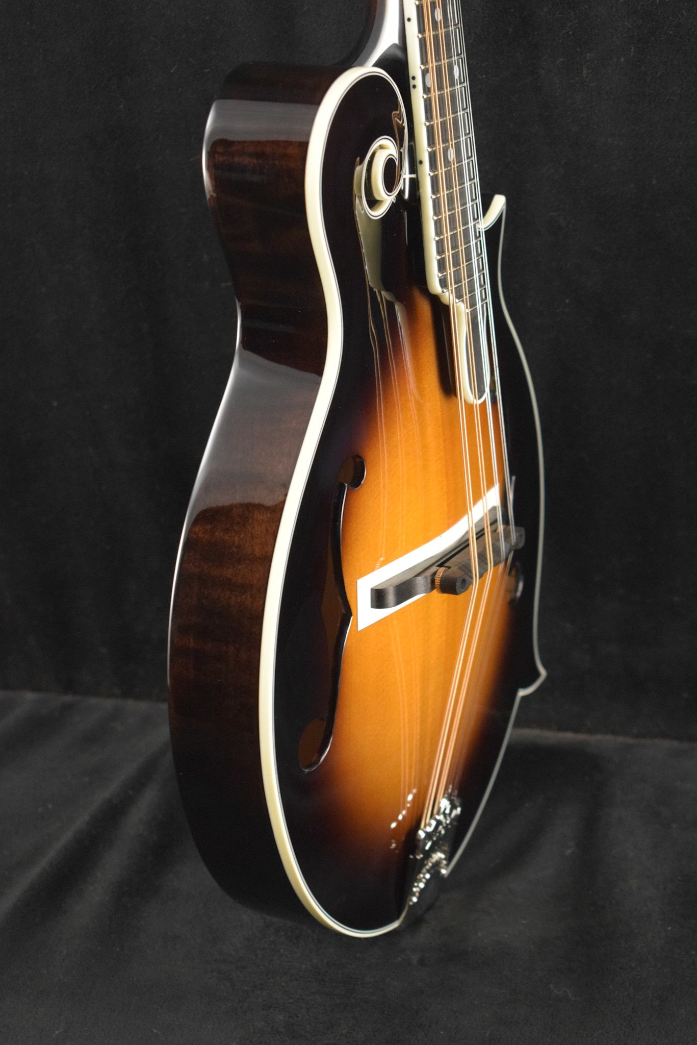 Epiphone IGC F-5G F-Style F-Hole Mandolin Cremona Sunburst w/ Hard Case
