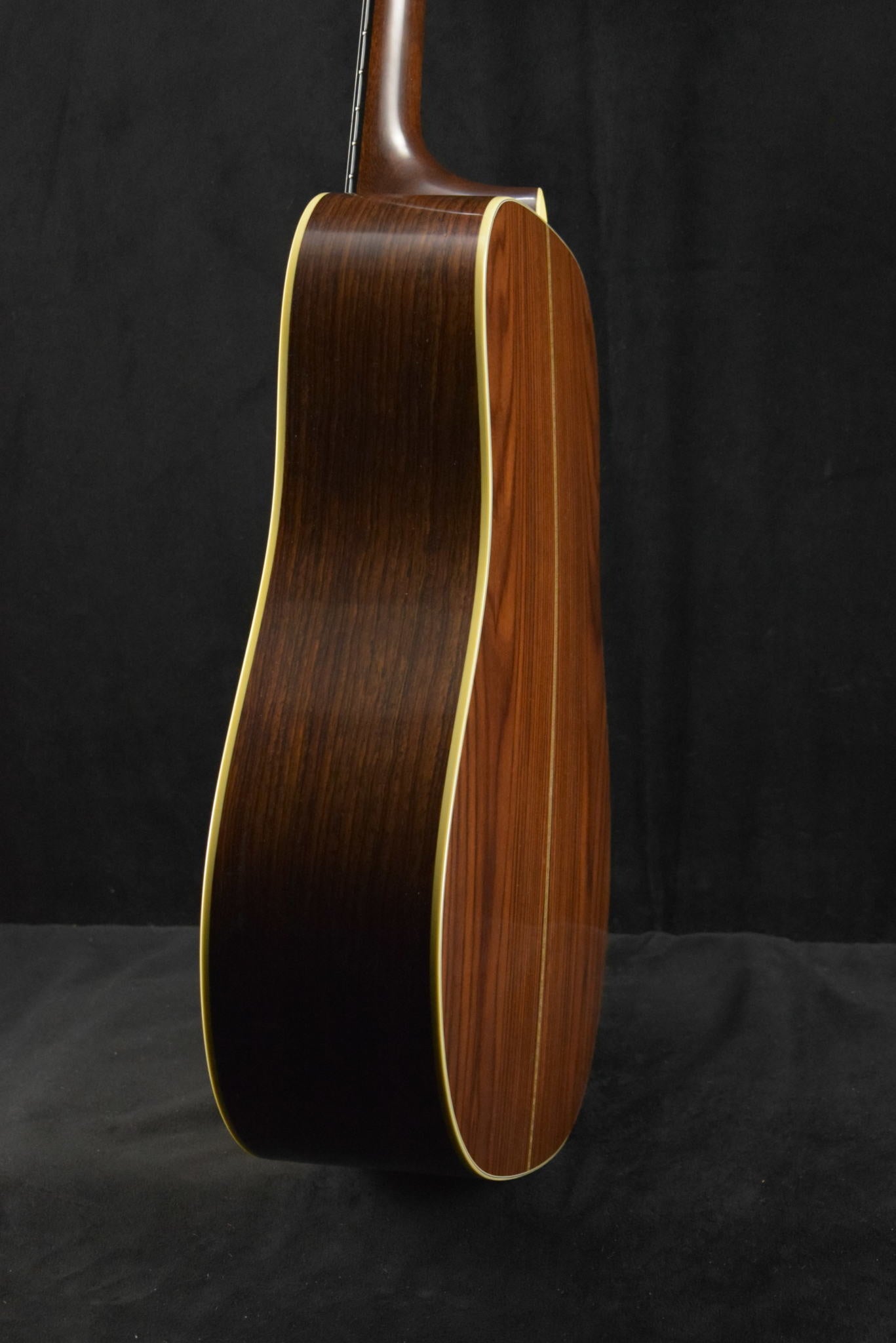 Martin D-28 Authentic 1937 VTS Aged Natural