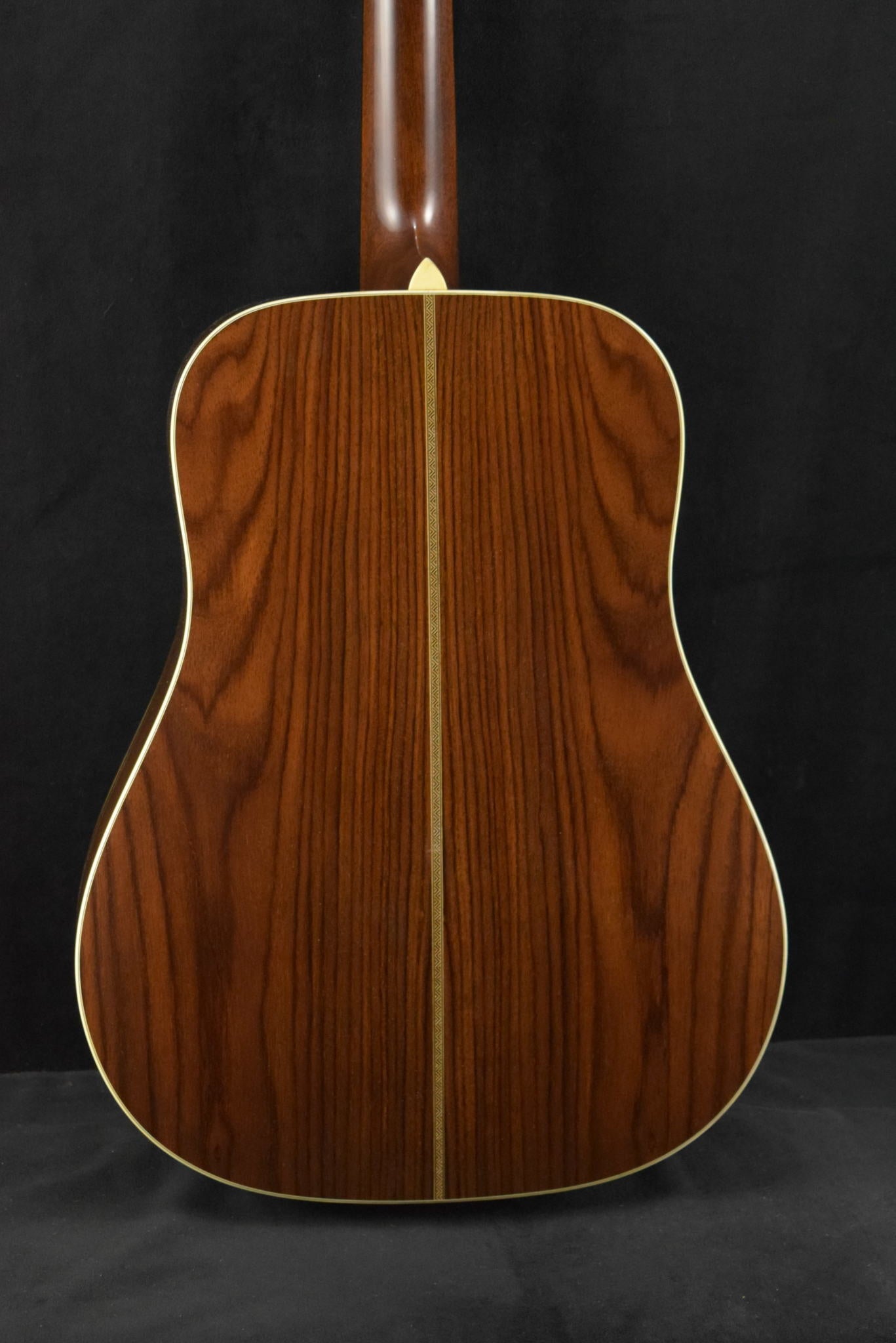 Martin D-28 Authentic 1937 VTS Aged Natural