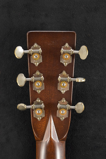 Martin D-28 Authentic 1937 VTS Aged Natural