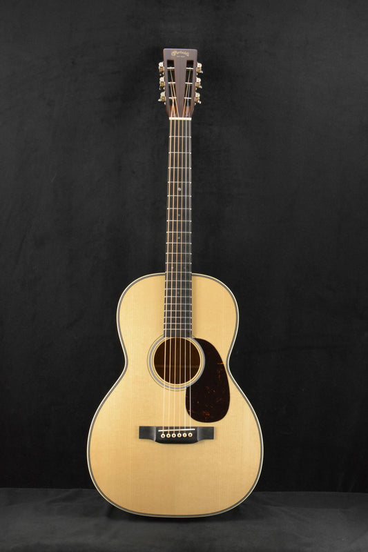 Martin Custom Shop 00 Grand Concert 12-Fret Mahogany Adirondack Spruce VTS Natural