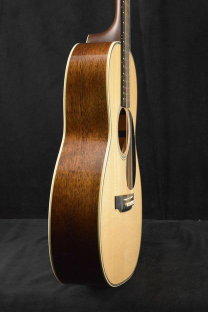 Martin Custom Shop 00 Grand Concert 12-Fret Mahogany Adirondack Spruce VTS Natural