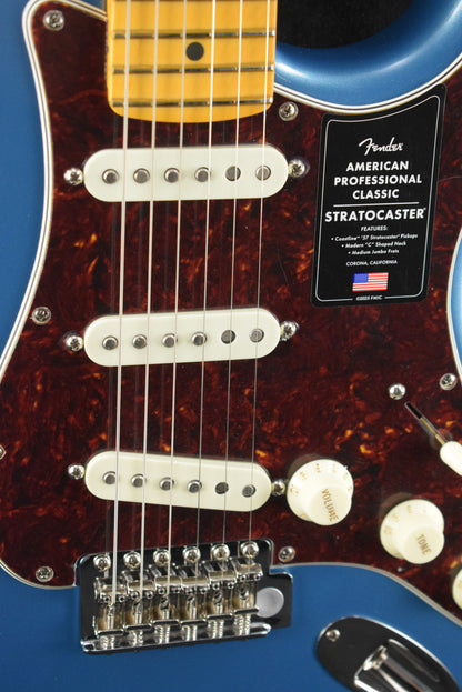 Fender American Professional Classic Stratocaster Faded Lake Placid Blue Maple Fingerboard