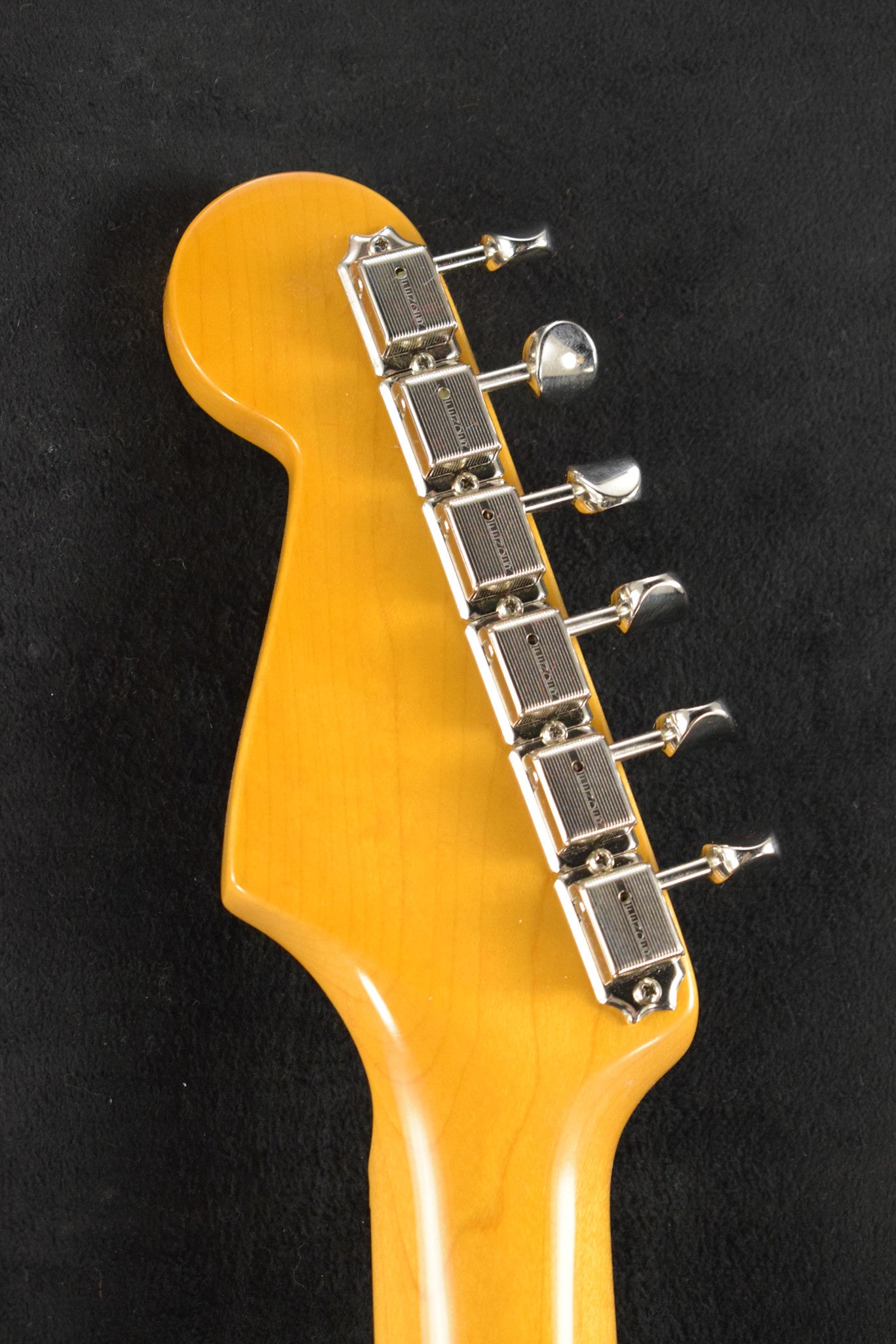 Fender American Vintage II 1957 Stratocaster Black Maple Fingerboard