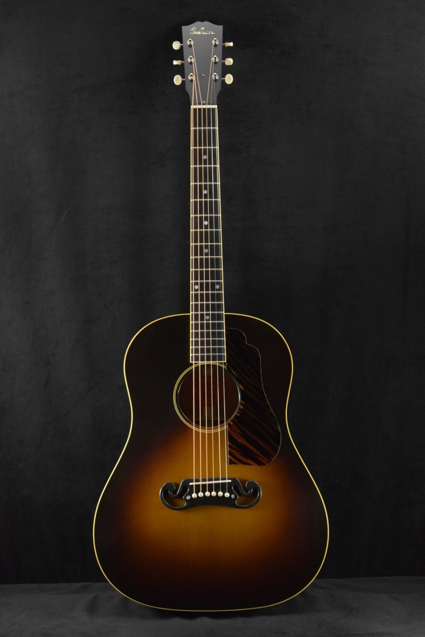 Gibson Custom Shop 1939 J-55 Faded Vintage Sunburst
