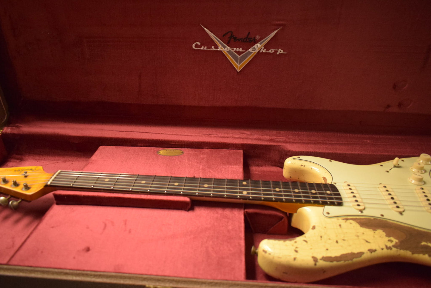 Fender Limited Edition '60 Dual-Mag II Stratocaster Super Heavy Relic - Aged Vintage White