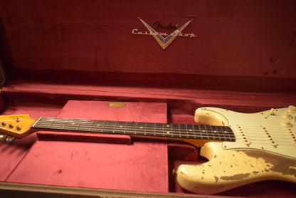 Fender Limited Edition '60 Dual-Mag II Stratocaster Super Heavy Relic - Aged Vintage White