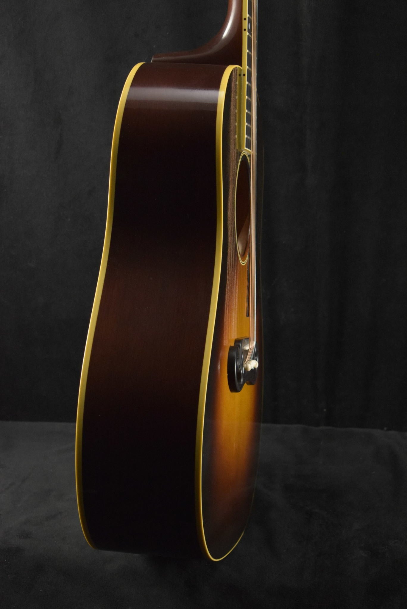 Gibson Custom Shop 1939 J-55 Faded Vintage Sunburst