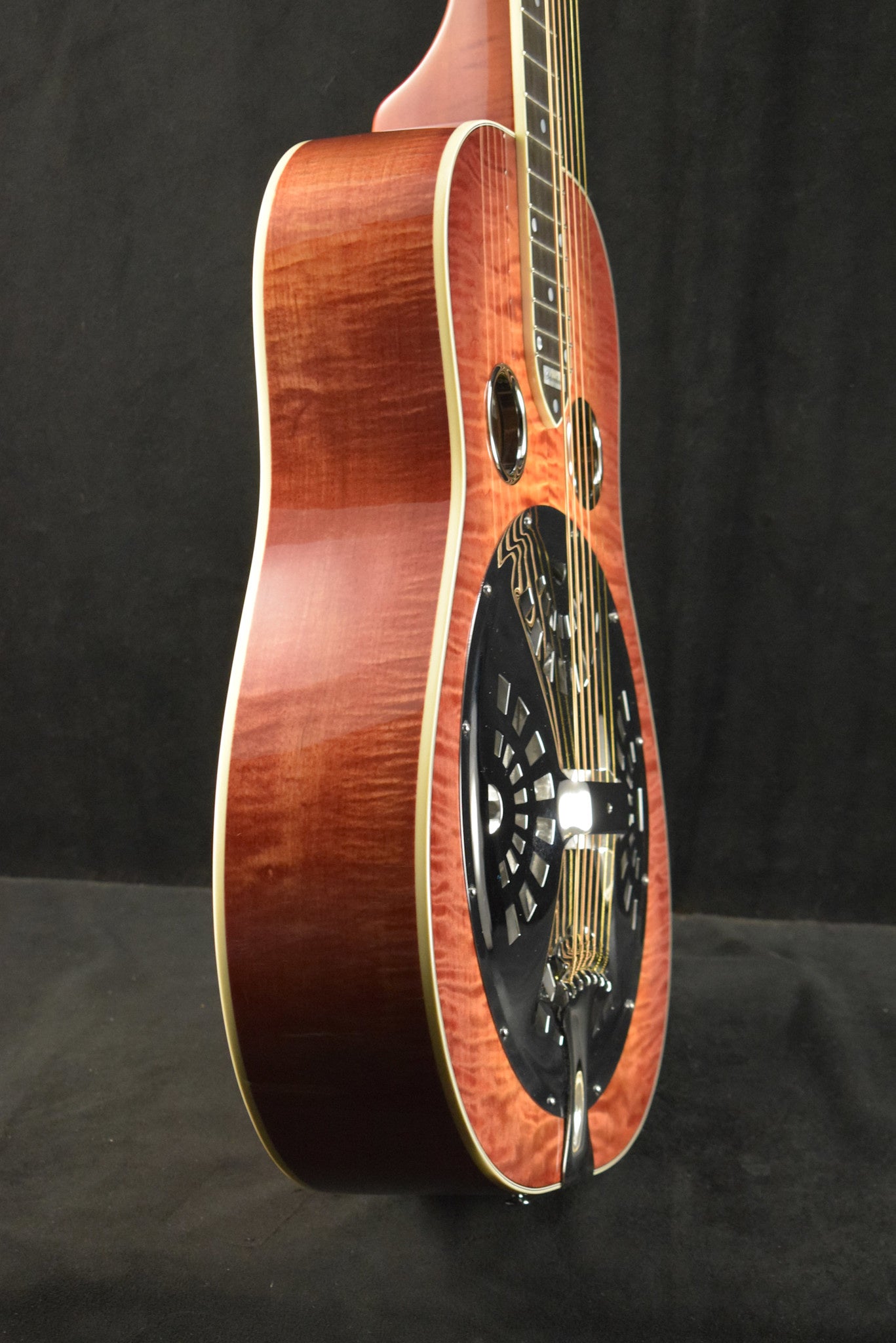 National Scheerhorn L-Body Figured Maple