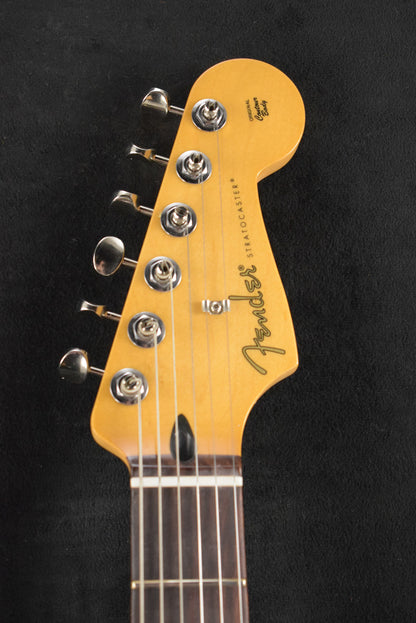 Fender Player II Stratocaster HSS 3-Color Sunburst Rosewood Fingerboard