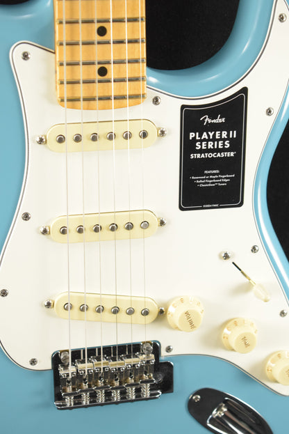 Fender Player II Stratocaster Aquatone Blue Maple Fingerboard
