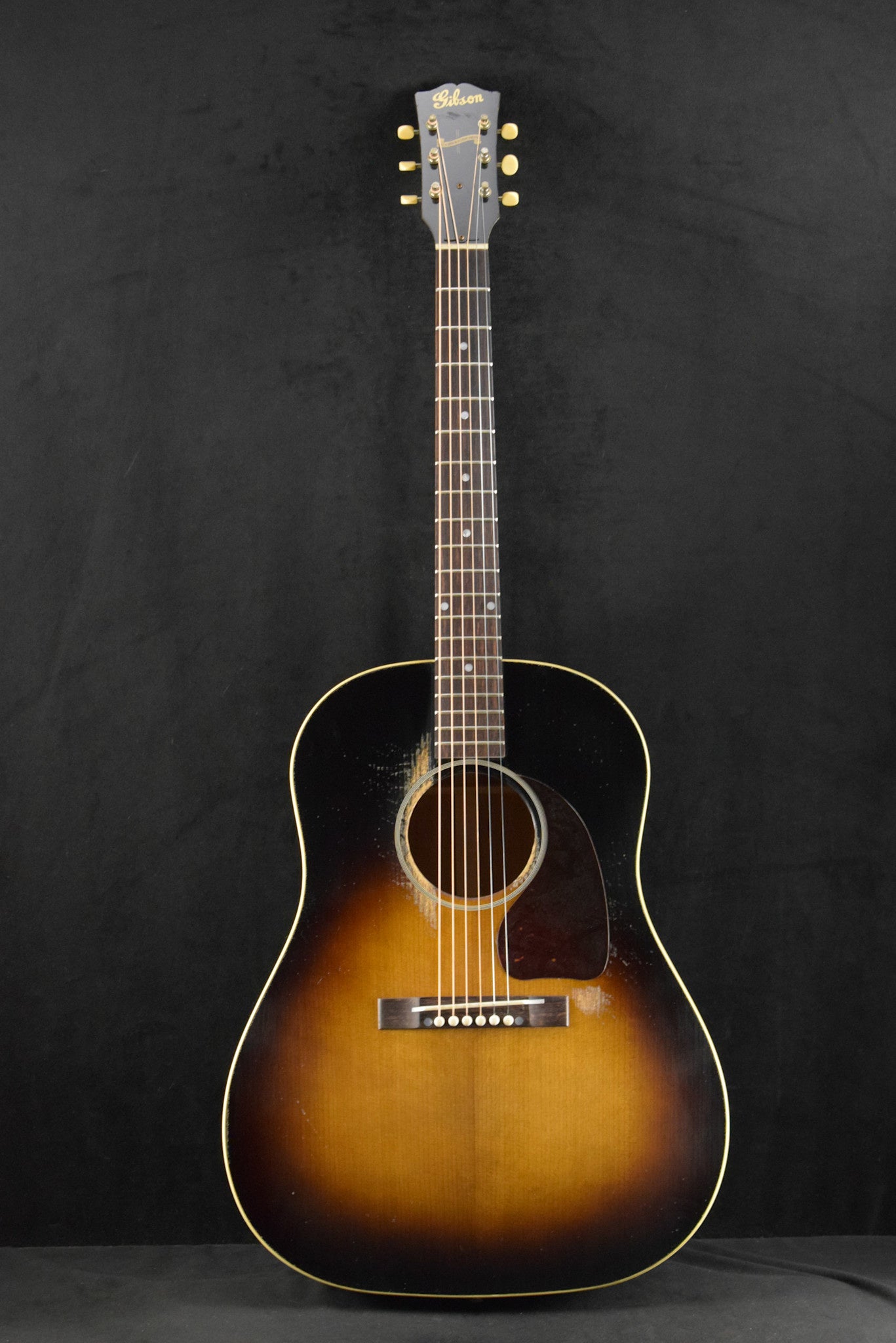 Gibson Custom Shop 1942 Banner J-45 Vintage Sunburst Murphy Lab Heavy Aged