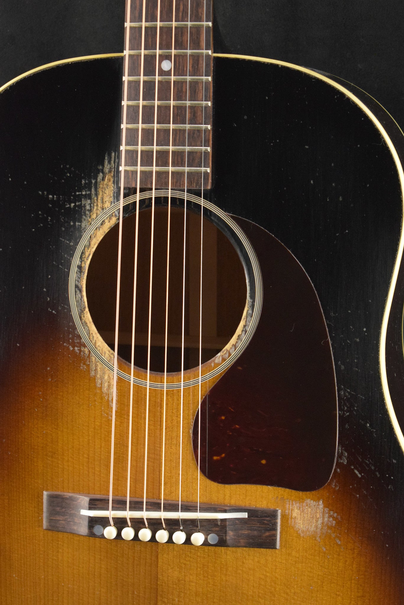 Gibson Custom Shop 1942 Banner J-45 Vintage Sunburst Murphy Lab Heavy Aged