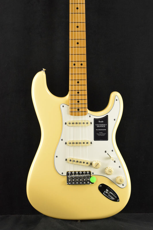 Fender Vintera II '70s Stratocaster Vintage White Maple Fingerboard