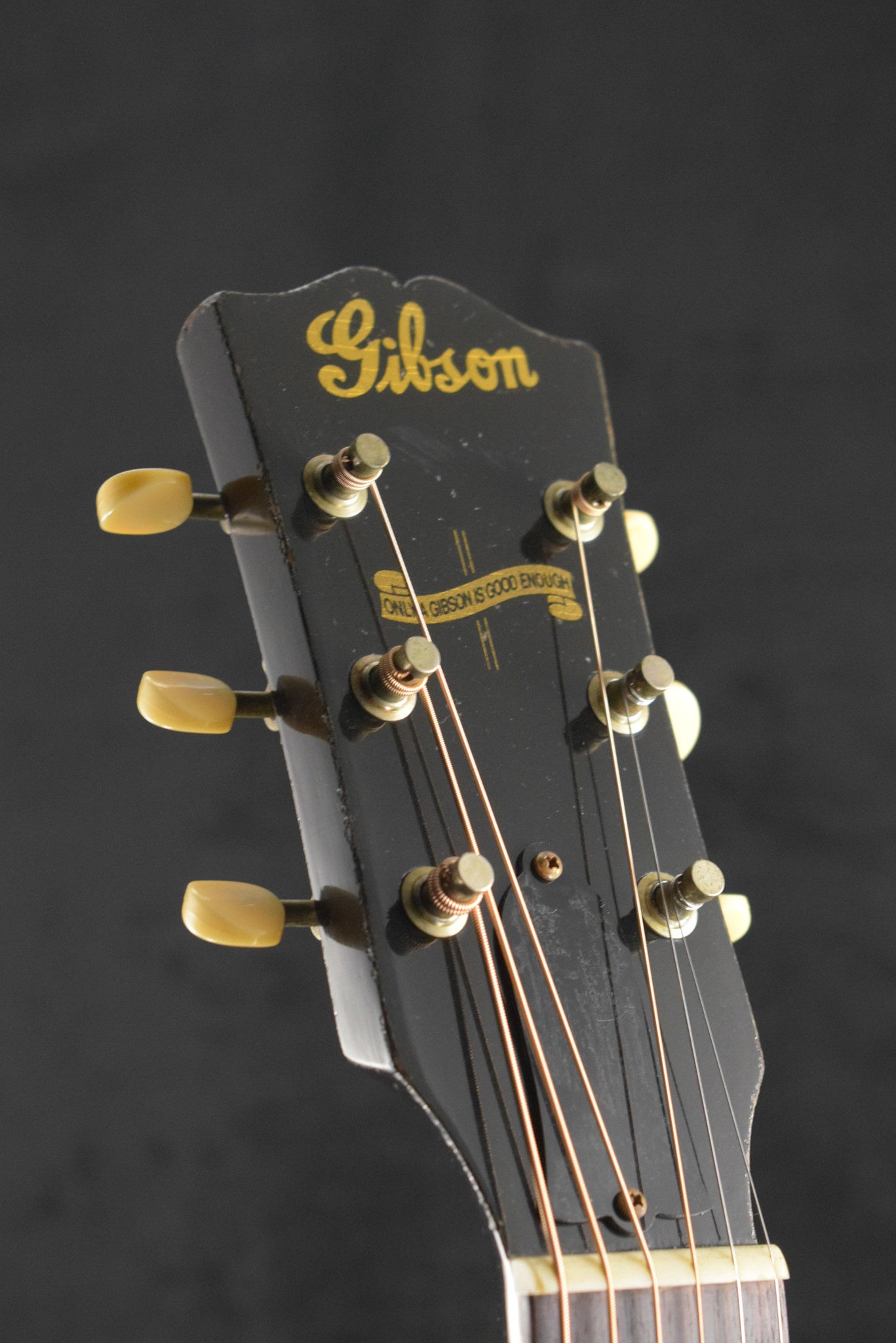 Gibson Custom Shop 1942 Banner J-45 Vintage Sunburst Murphy Lab Heavy Aged