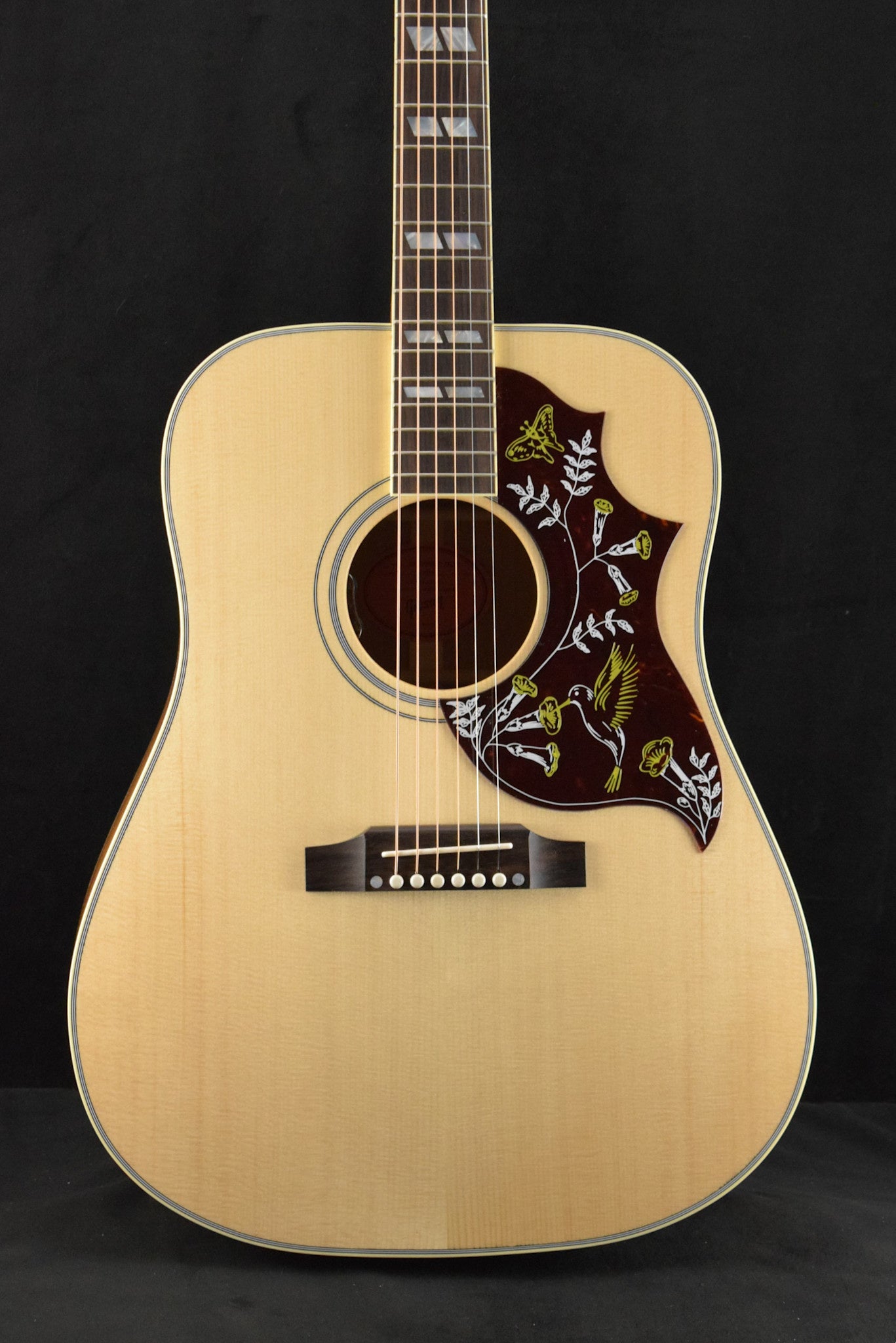 Gibson Hummingbird Faded Antique Natural