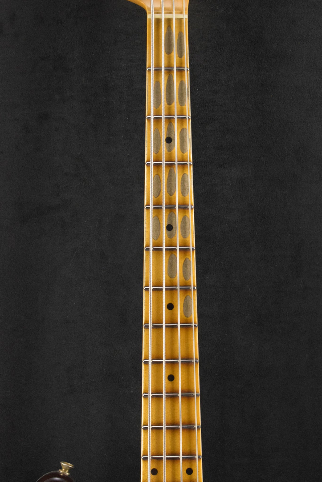 Fender Limited Edition P-Jazz Bass Relic Chocolate 3-Color Sunburst 1-Piece Quartersawn Maple Neck Fingerboard