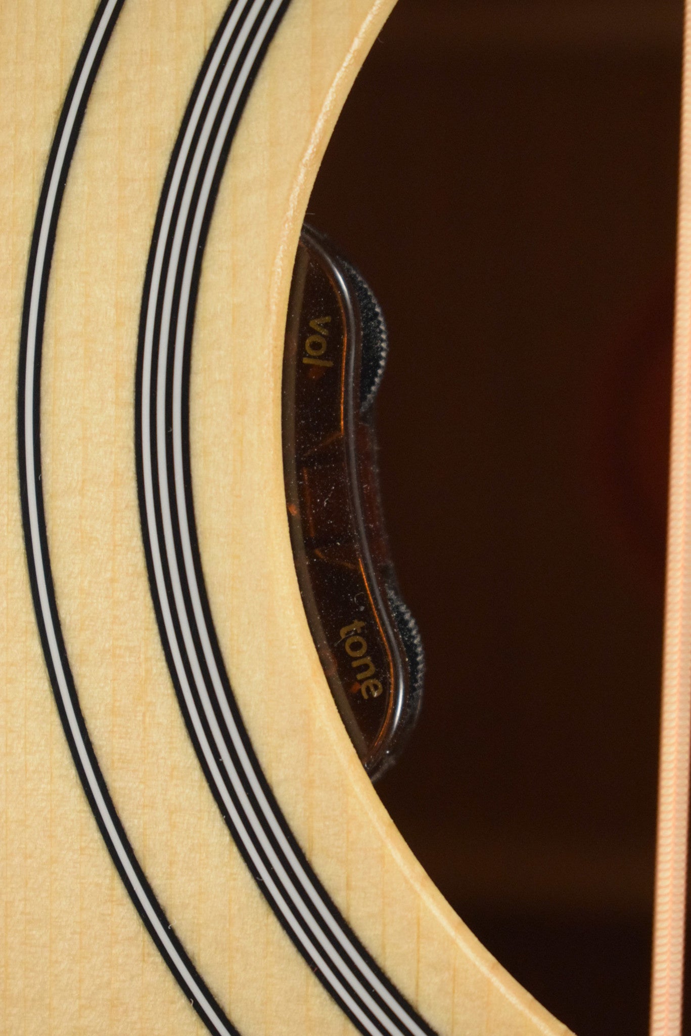 Gibson Hummingbird Faded Antique Natural