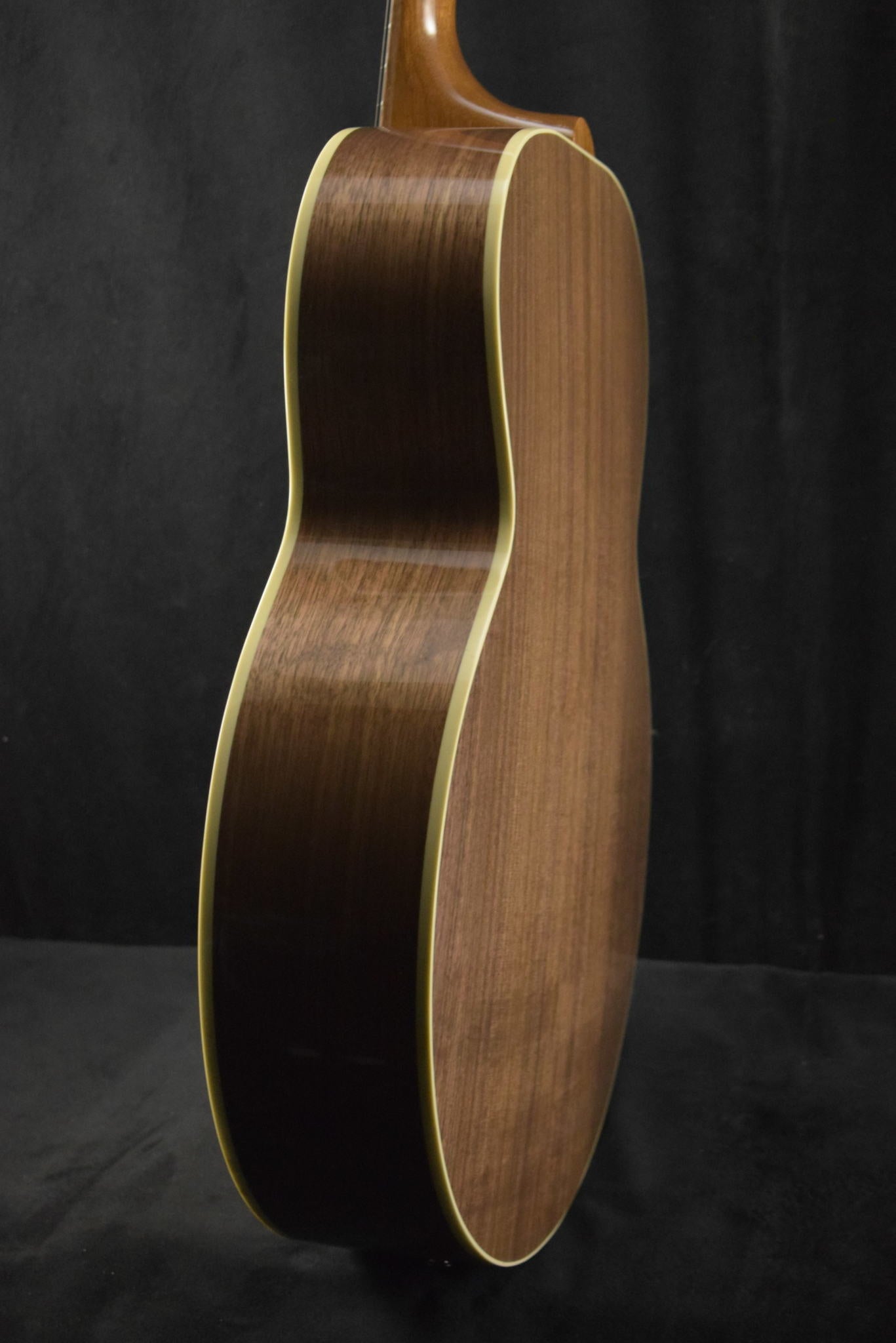 Gibson SJ-200 Studio Walnut Walnut Burst