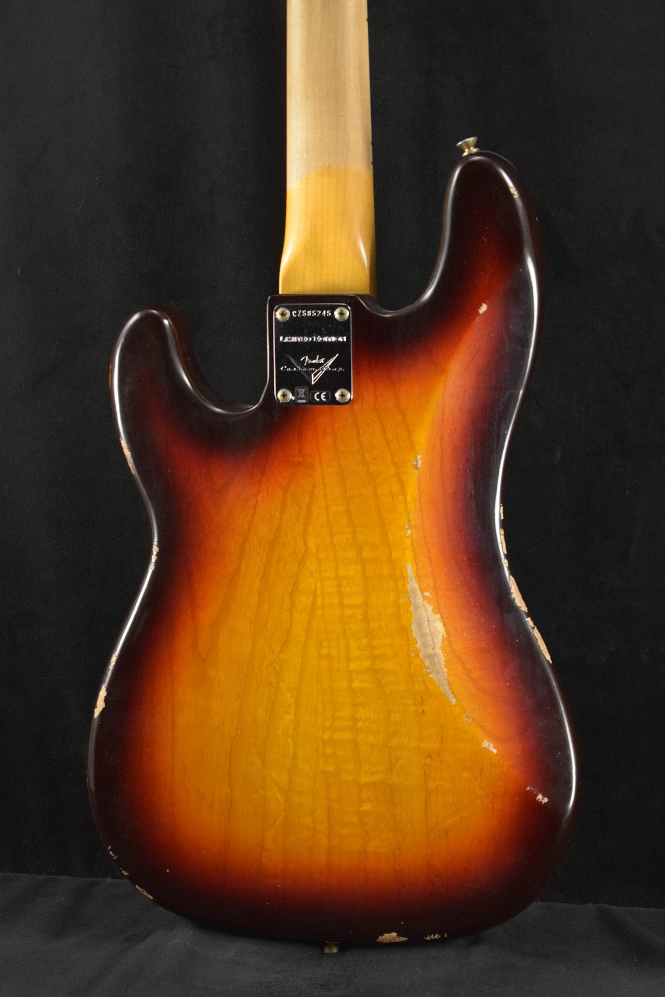 Fender Limited Edition P-Jazz Bass Relic Chocolate 3-Color Sunburst 1-Piece Quartersawn Maple Neck Fingerboard