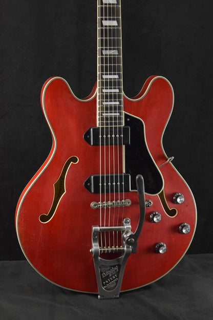 Eastman T64/V-RD Thinline Bigsby Antique Varnish Red Finish