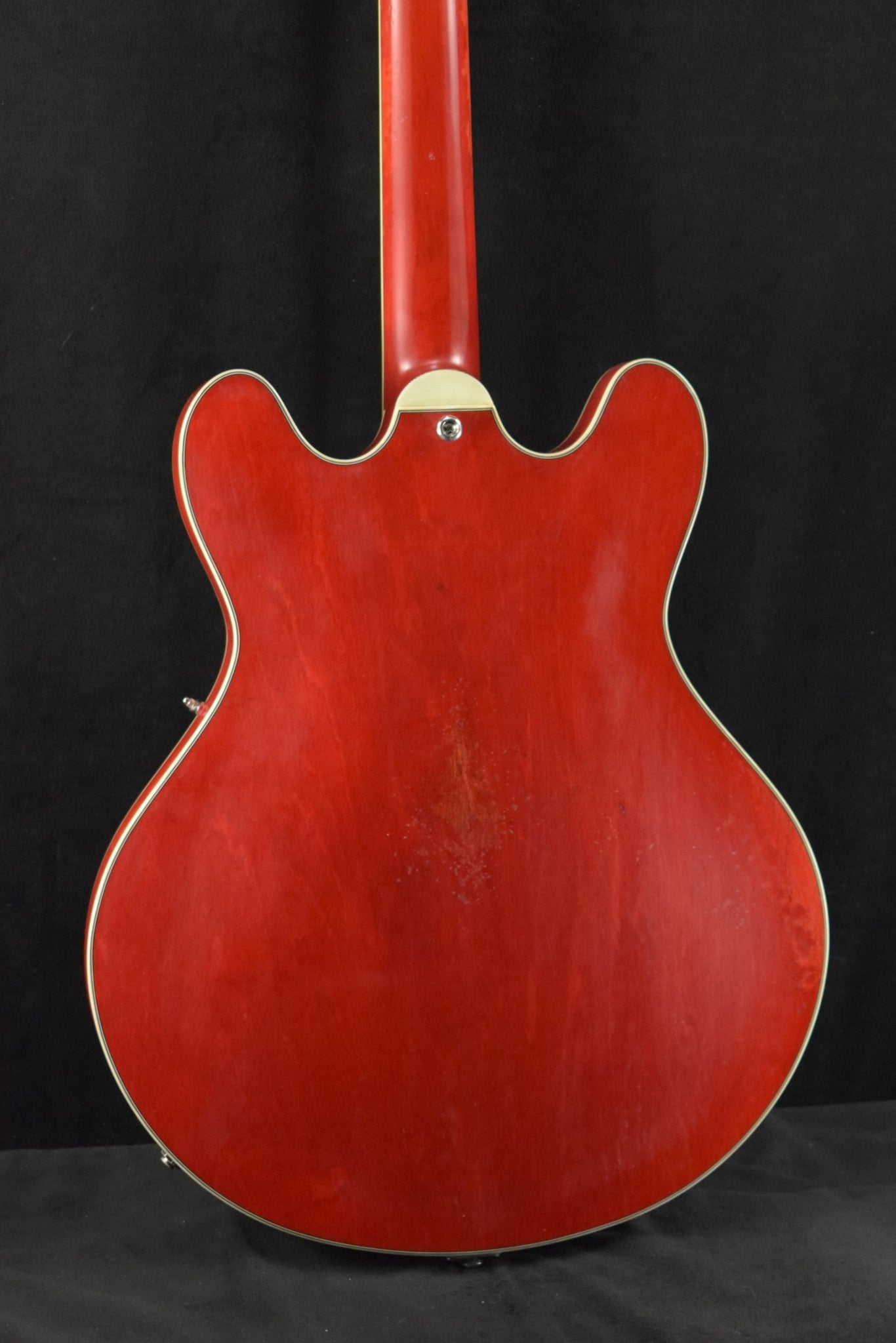 Eastman T64/V-RD Thinline Bigsby Antique Varnish Red Finish