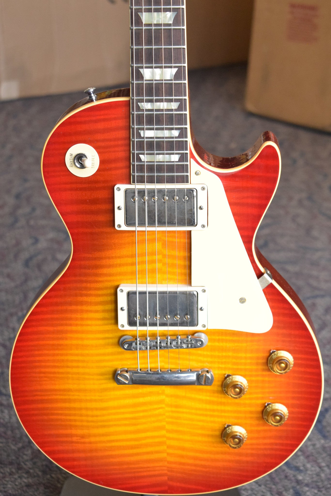 ギター Gibson Custom Shop Murphy Lab 1959 Gibson Murphy Lab 1959 Les Paul Standard Washed Cherry Ultra Light