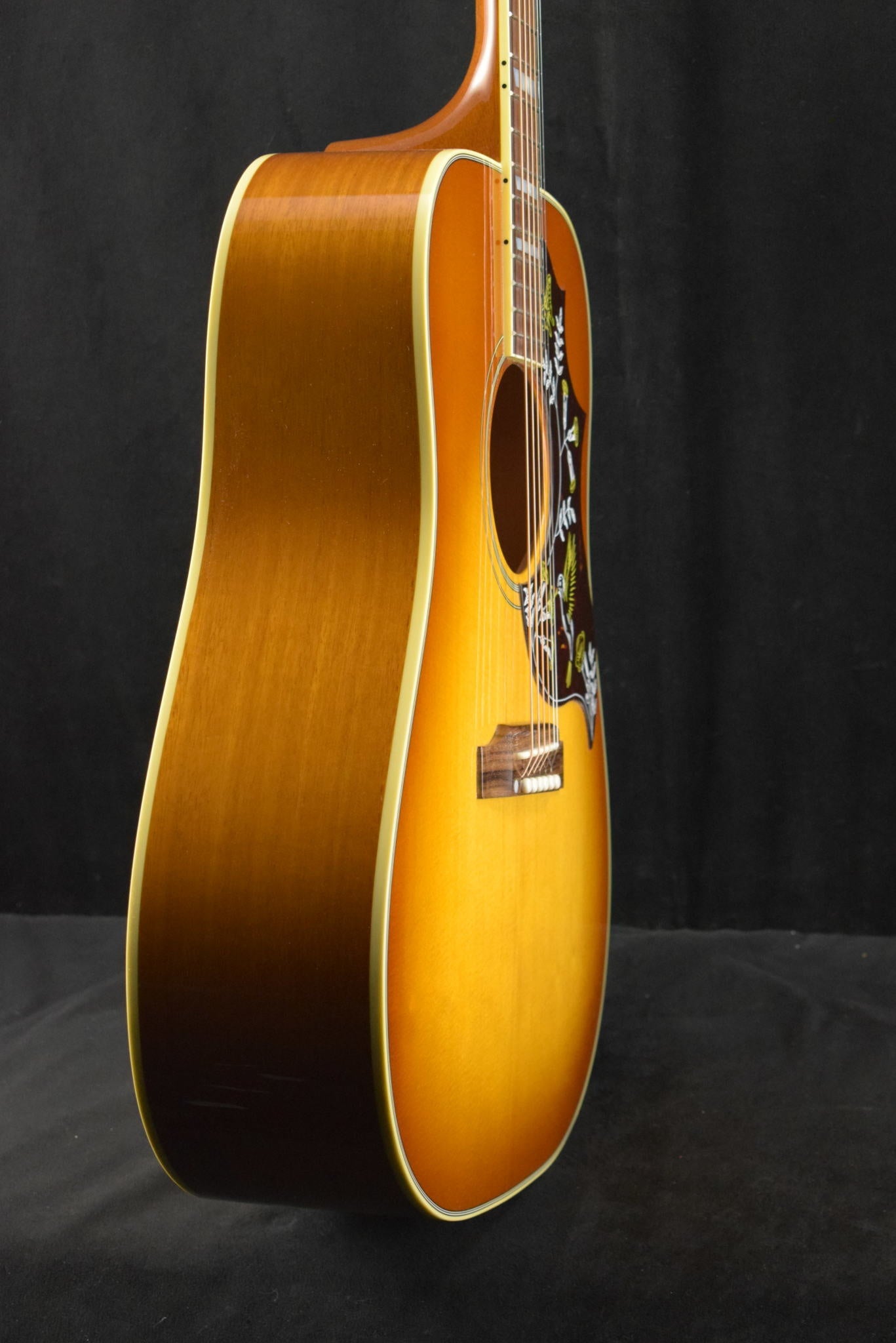 Gibson Hummingbird Original Heritage Cherry Sunburst