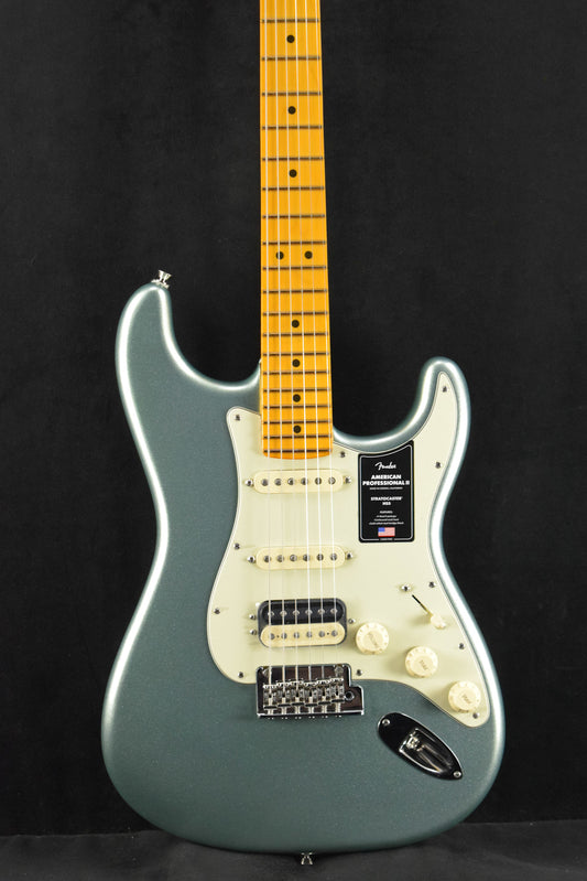 Fender American Professional II Stratocaster HSS Mystic Surf Green Maple Fingerboard