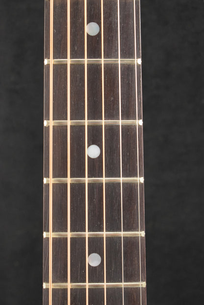 Gibson Custom Shop 1942 Banner J-45 Vintage Sunburst