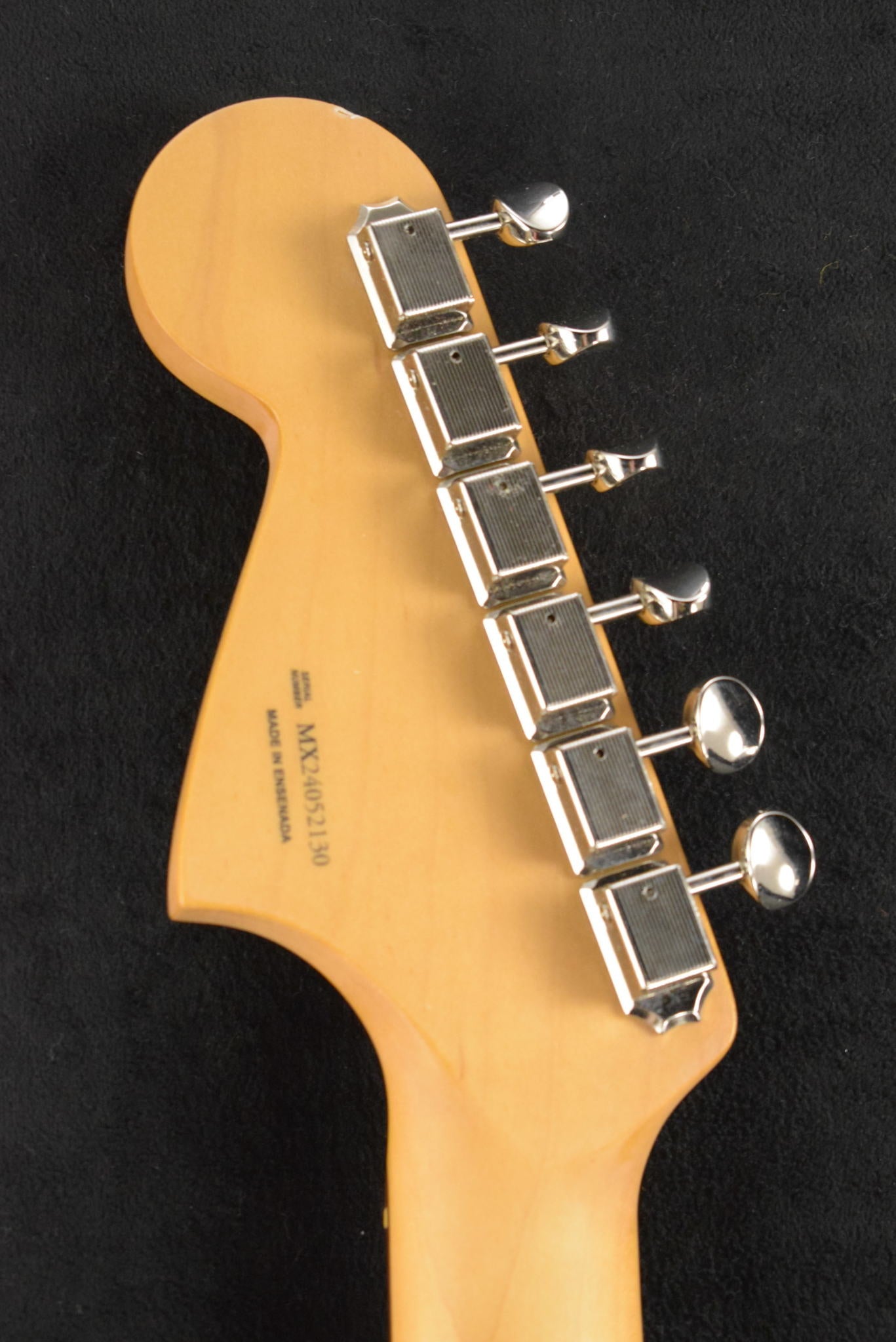 Fender Player II Jaguar Coral Red Rosewood Fingerboard