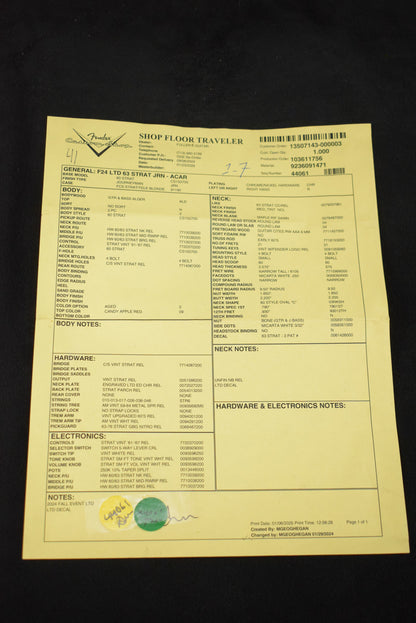 Fender Limited Edition '63 Stratocaster Journeyman Relic Aged Candy Apple Red 3A Rosewood Fingerboard