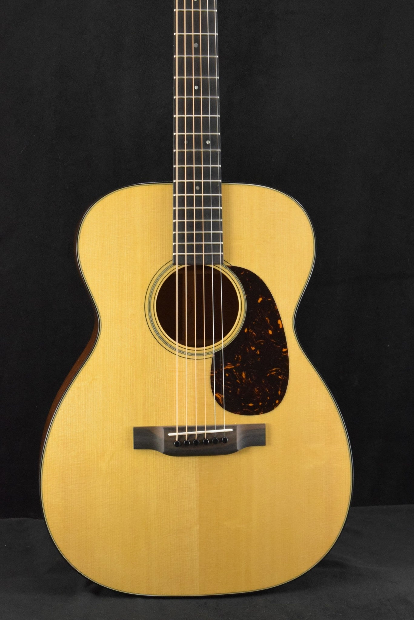 Martin 00-18 Natural