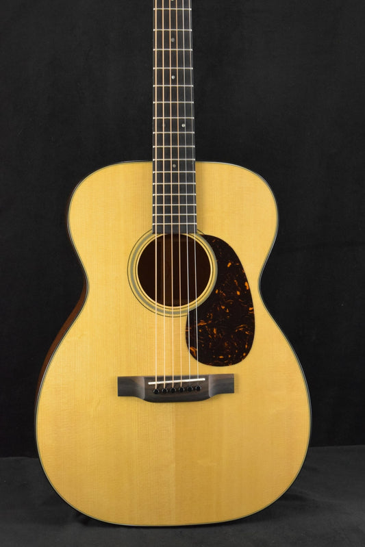 Martin 00-18 Natural
