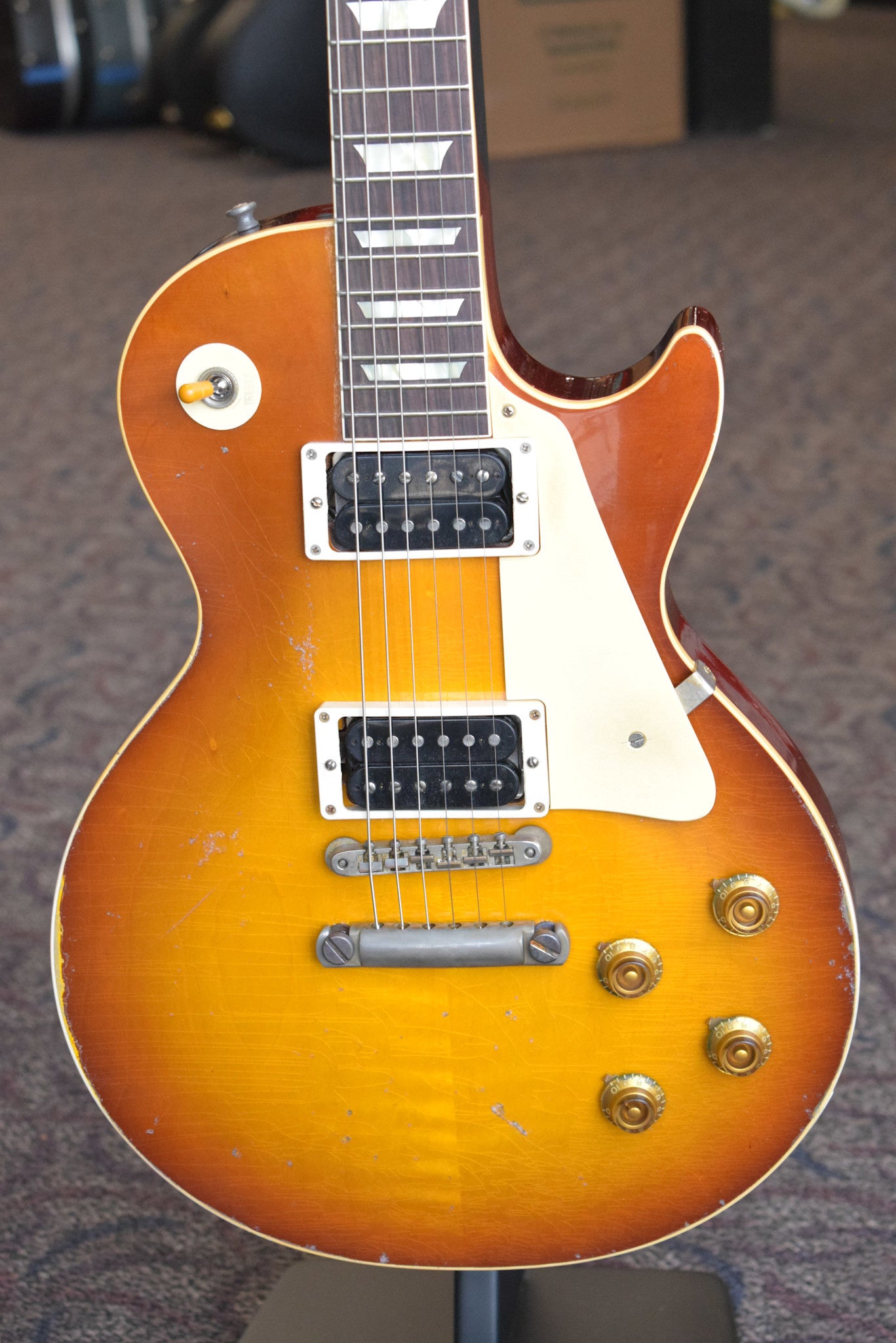 Gibson Custom Dealer Select 1958 Les Paul Standard - "The Beauty of the 'Burst" Page 153 BOTB