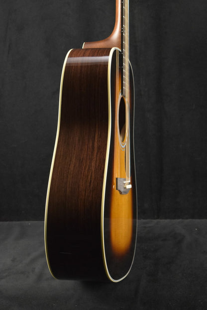 Martin D-28 Gloss 1935 Sunburst