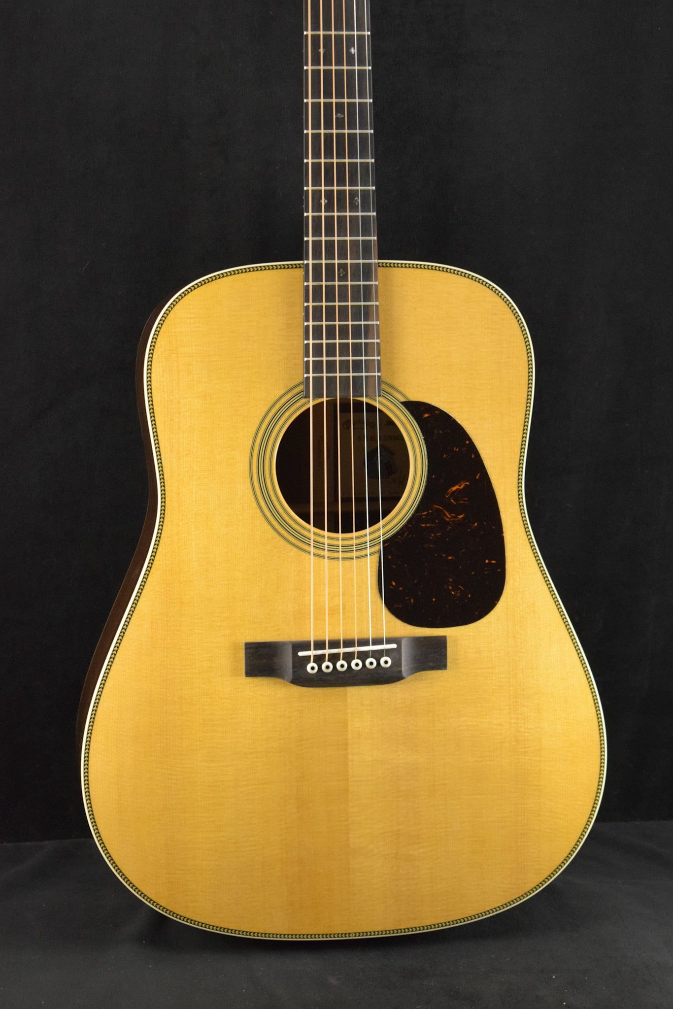 Martin D-28 Billy Strings