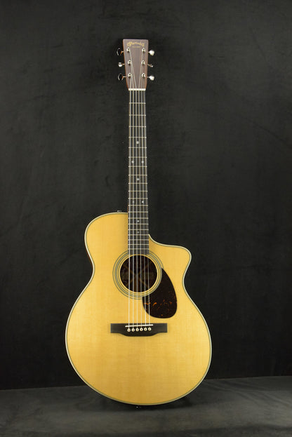 Martin SC-28E Fishman Aura VT Blend