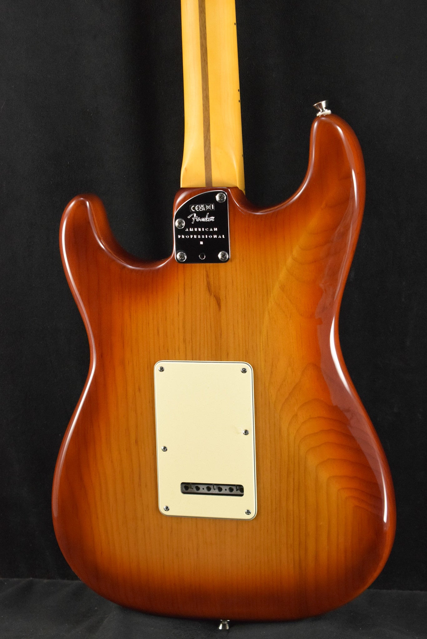 Fender American Professional II Stratocaster HSS Sienna Sunburst Maple Fingerboard