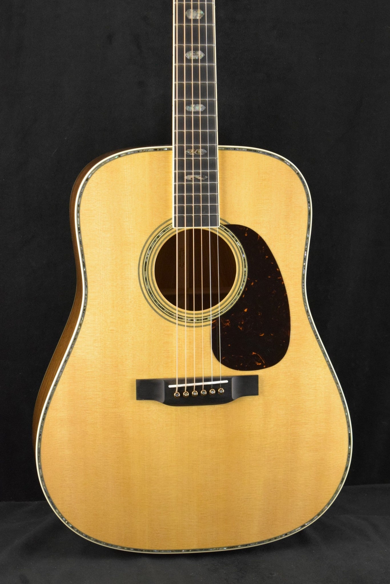 Martin Custom Shop Dreadnought Guatemalan Rosewood Natural